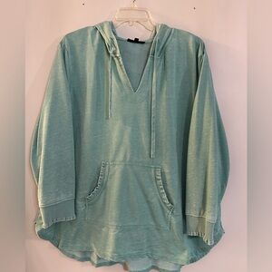 Jane and Delancey pretty mint green top shirt hooded lightweight sweatshirt 3x.